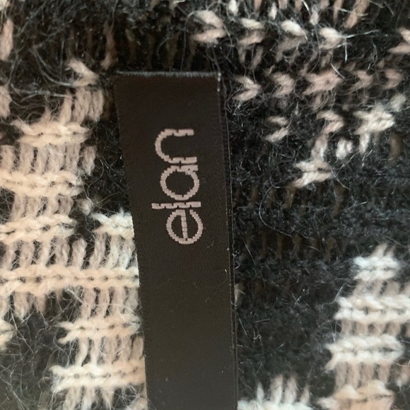 ELAN Aztec Print Cocoon Sweater - Picture 4 of 4